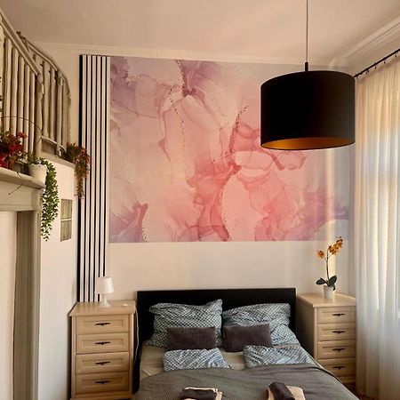 Kalvaria With Balcony, Free Parking And Ac Budapeste Exterior foto