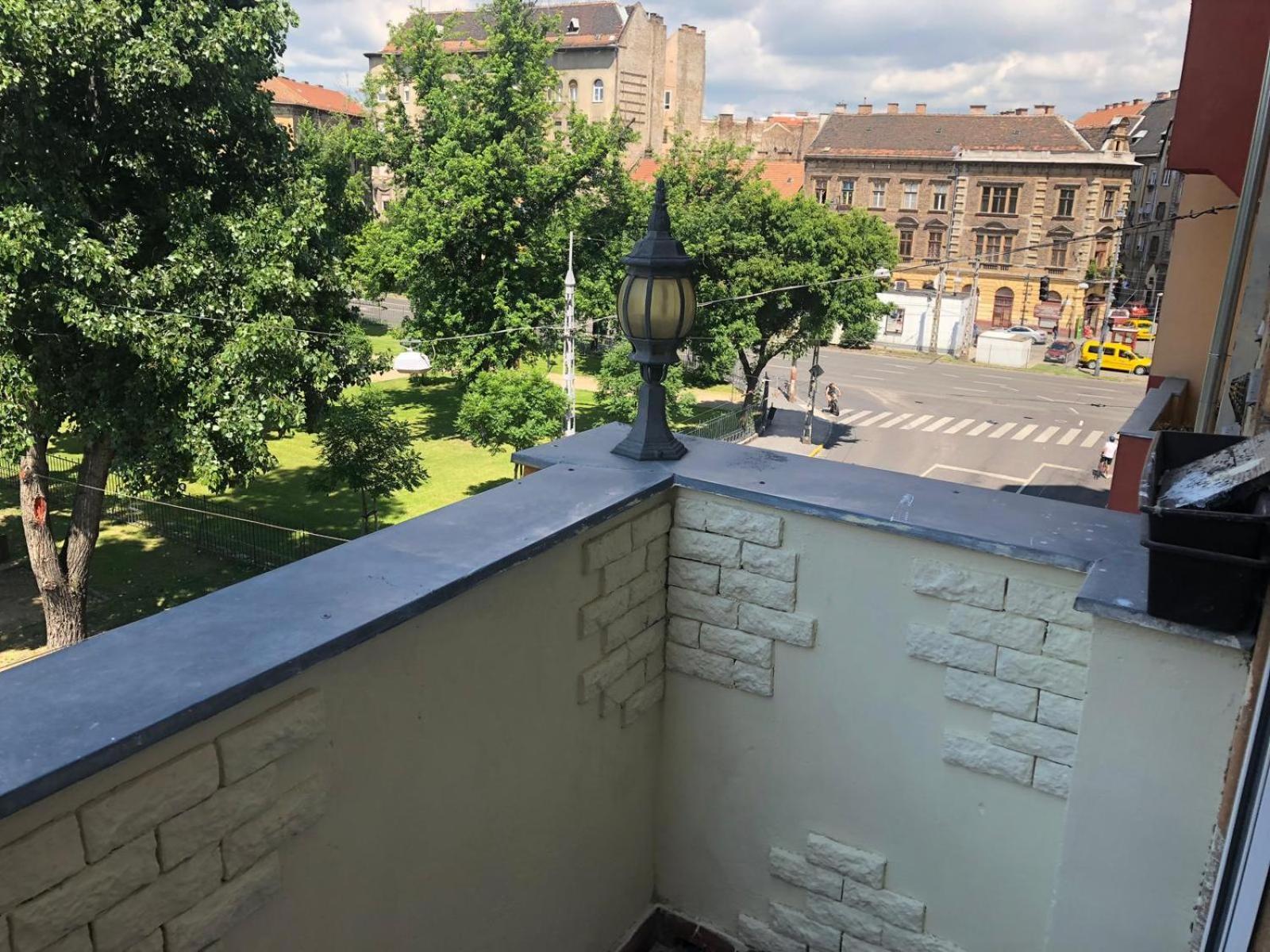 Kalvaria With Balcony, Free Parking And Ac Budapeste Exterior foto